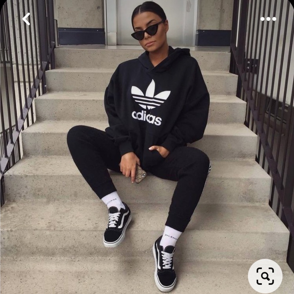 NWT ADIDAS Originals Trefoil Hoodie Sweatshirt Size Small - Picture 4 of 14